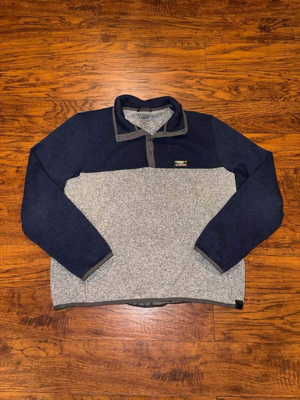 L.L. Bean Sweater Fleece Pullover Size L REG Blue Gray Snap